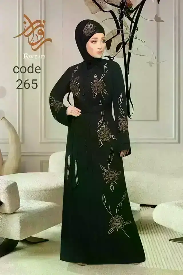 مكتب نجمة المحلة للملابس الجاهزة 3